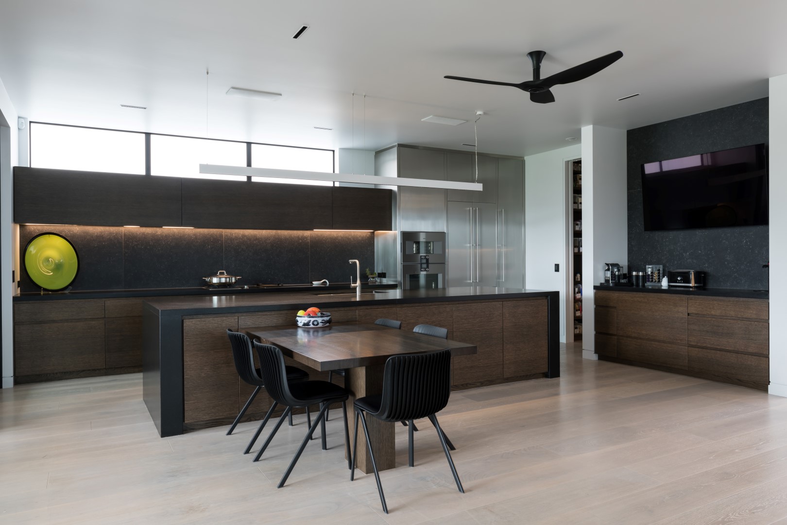 kitchen-design-aveora-arcline-design-architecture-dark-wood-scullery-coffee-bar-table