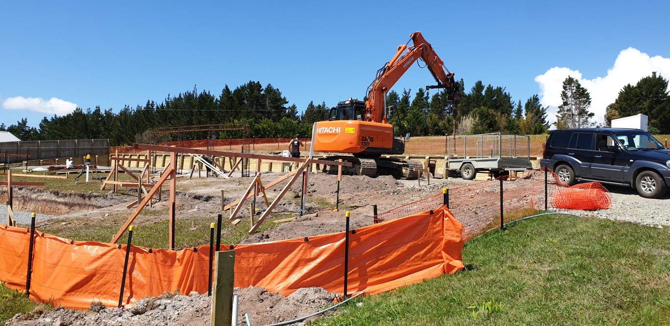 whats-the-cost-of-building-in-new-zealand-digger-site-works-excavation-prep-dirt (Medium)