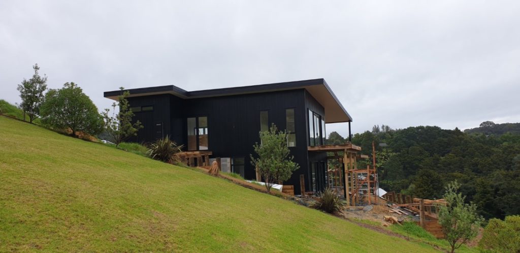 black-cedar-architecture-home-design-arcline-architecture-northland-nu-wall-building