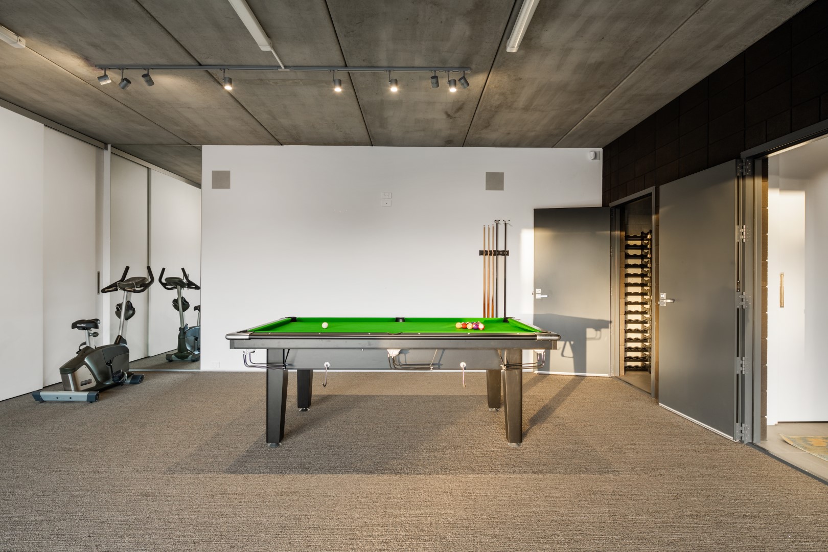 work-out-or-play-arcline-architecture