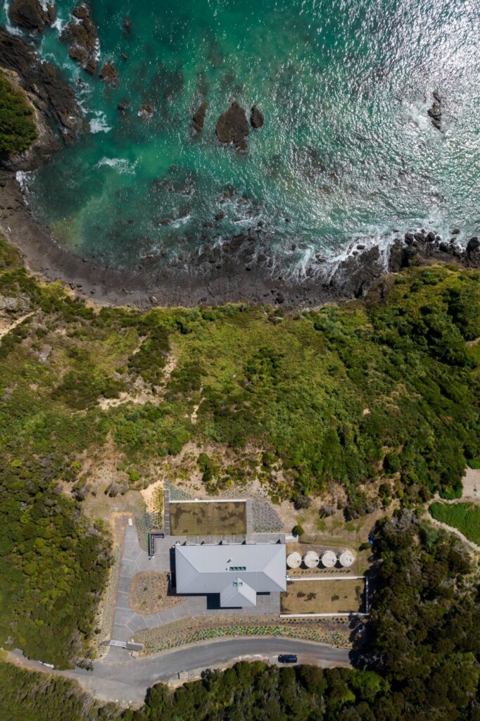 aerial-birdseye-view-coastal-home-nz-arcline-architecture