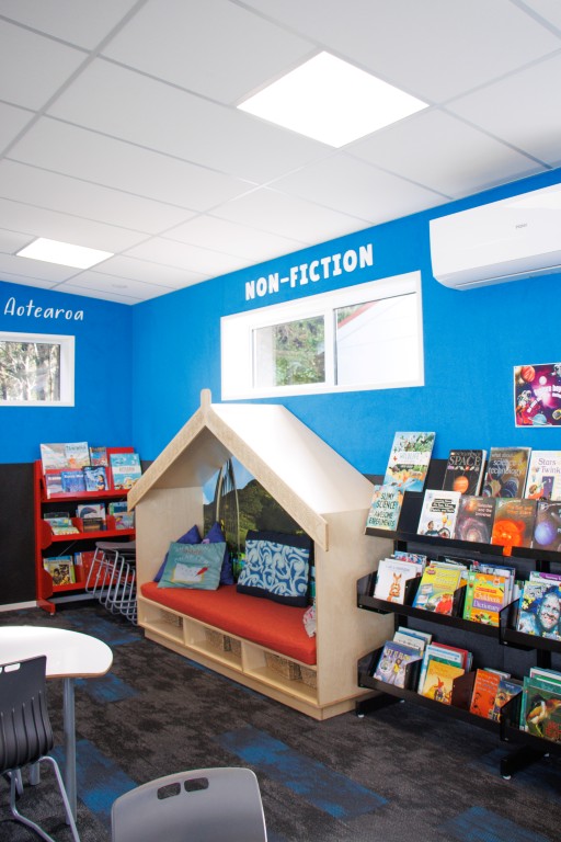 whare-marae-entry-reading-nook-books-arcline