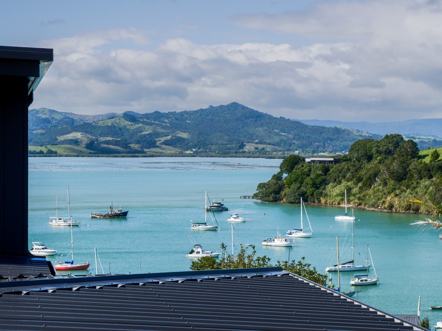 boats-in-an-nz-harbour-arcline-architecture-views