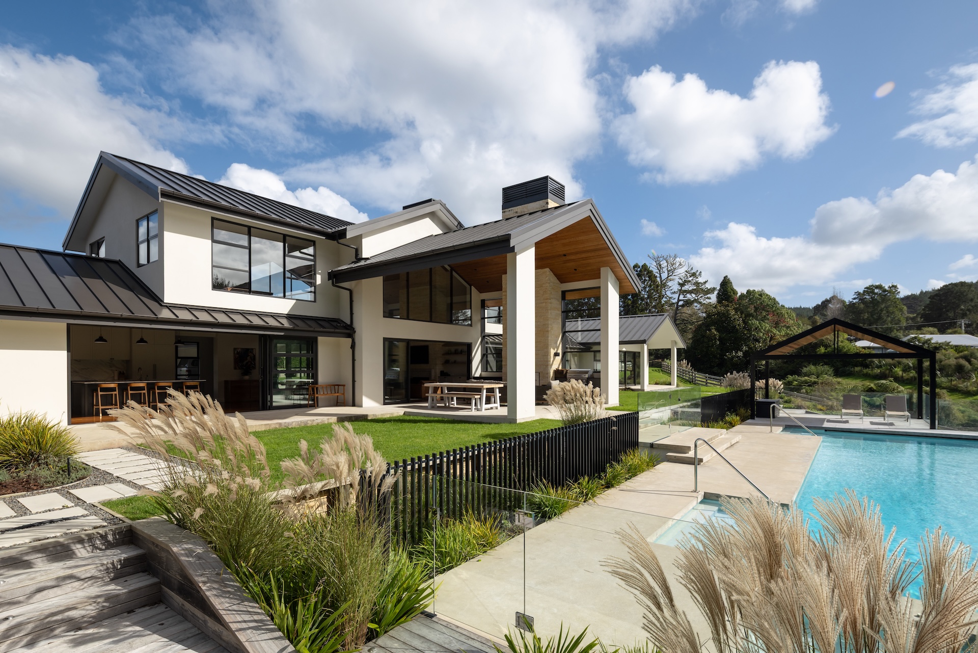 arcline-architecture-outdoor-living-area-with-pool-landscaping-and-covered-pavilion