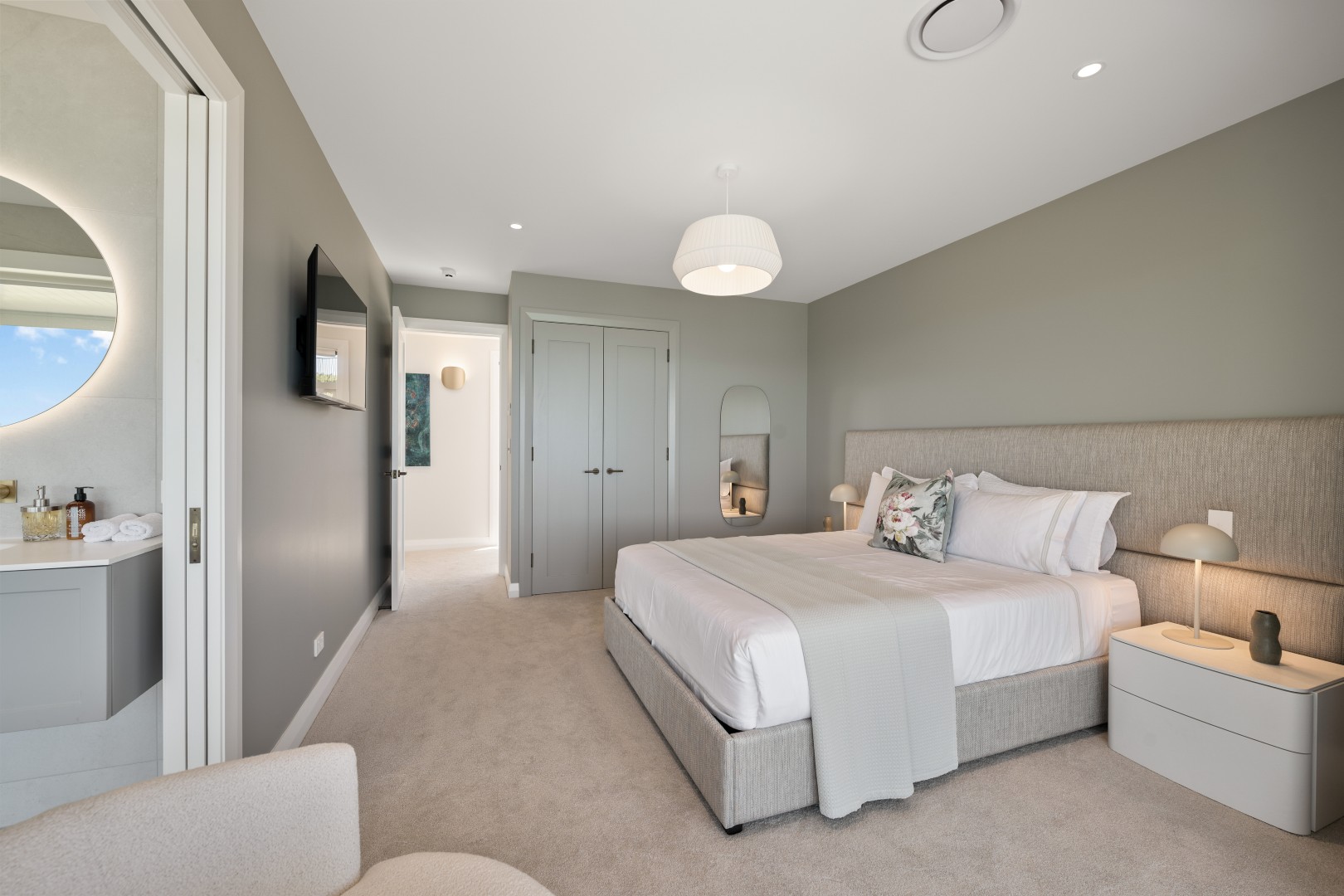 arcline-architecture-wiroa-station-residence-guest-bedroom-ensuite-sage-tones-interior-design