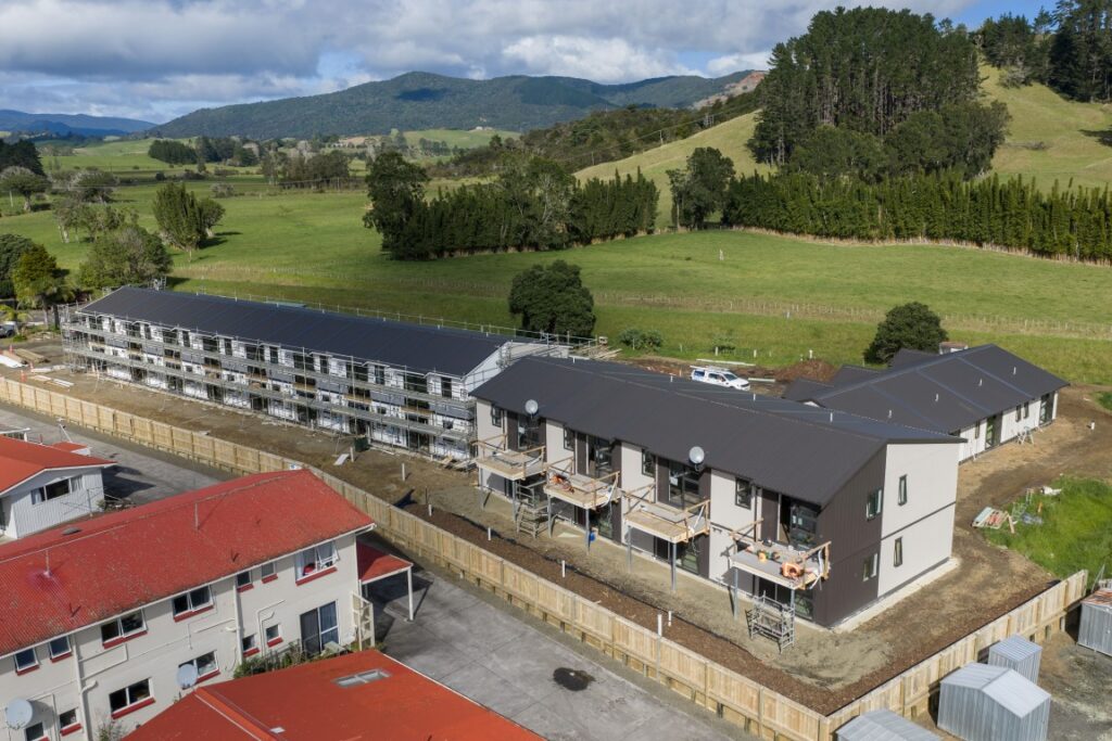 claud-switzer-arcline-architecture-28-unit-housing-development