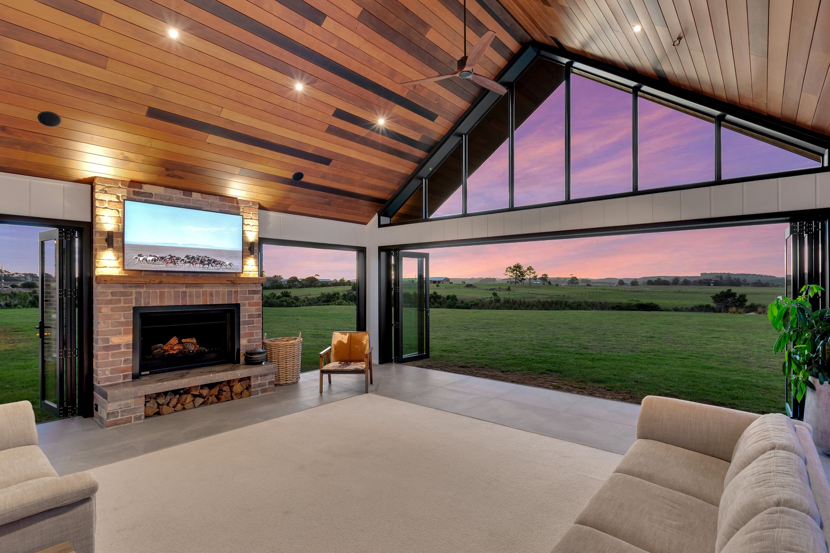 outdoor-living-space-timber-ceilings-views-arcline-architecture-rural-design