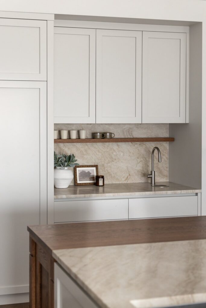 butlers-pantry-nook-with-marble-splashback-and-tap-arcline-architecture